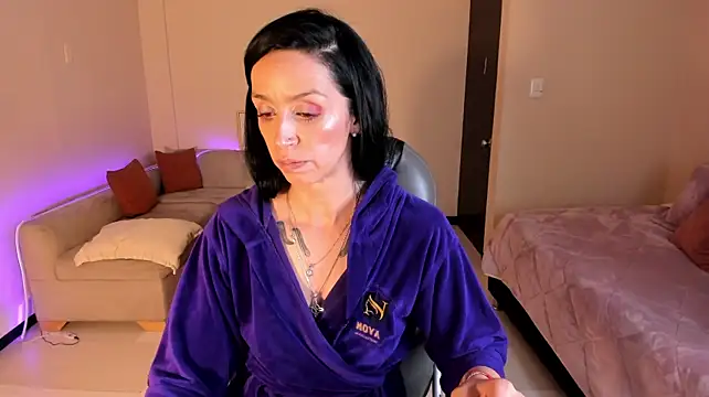 Kristen_Garner live XXX chat