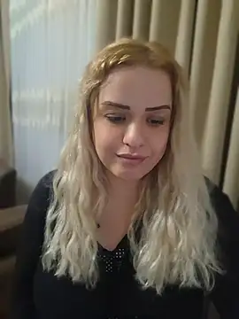 XXX chat uživo modela cansile