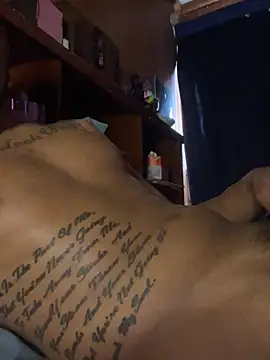 Chatroom XXX en direct de Laveau23