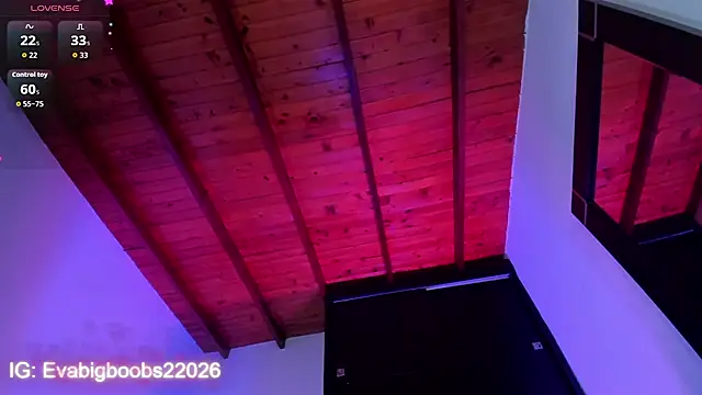 EvaBigBoobs Chat XXX in diretta