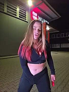 Chat XXX en directo de Luna_Lynn