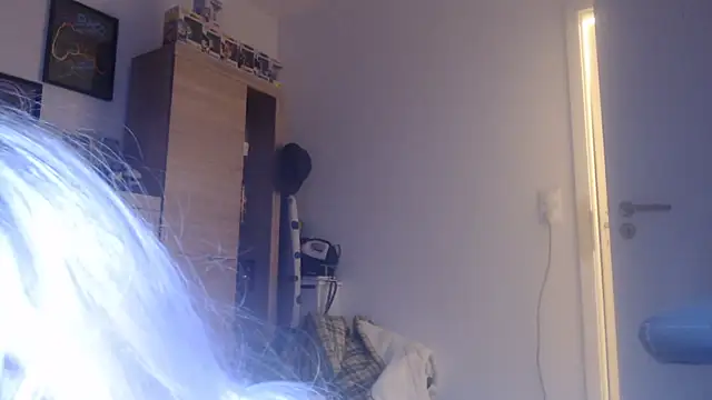 SissyEllaSlut23 Show Webcam