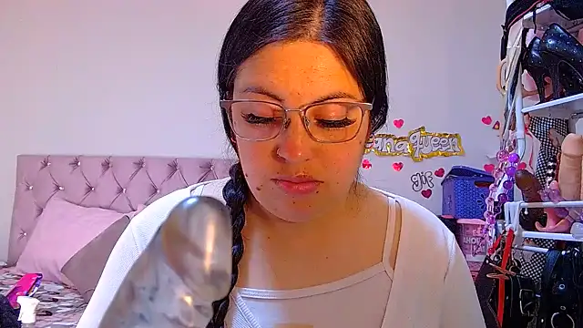 lanaqueen699 Live XXX-Chat