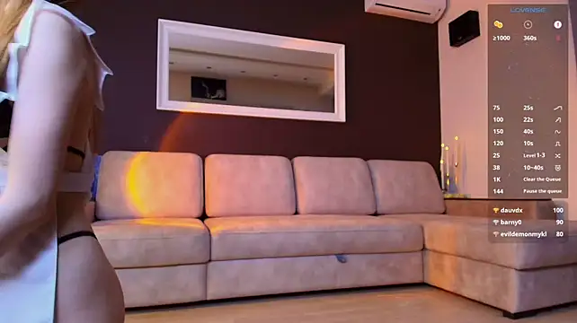 FoxyMira Live XXX-Chat