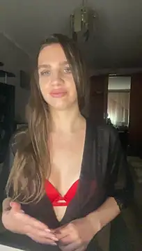 Rina_Rouse Adlı Modelin Canlı XXX Sohbeti