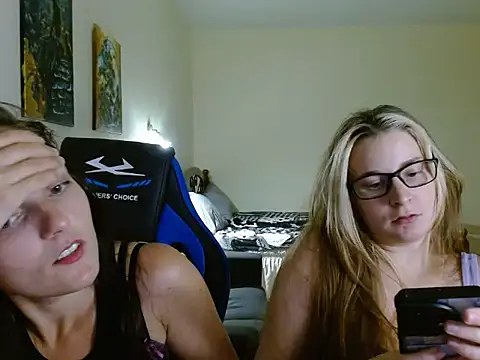 OliviaTheS Show in webcam