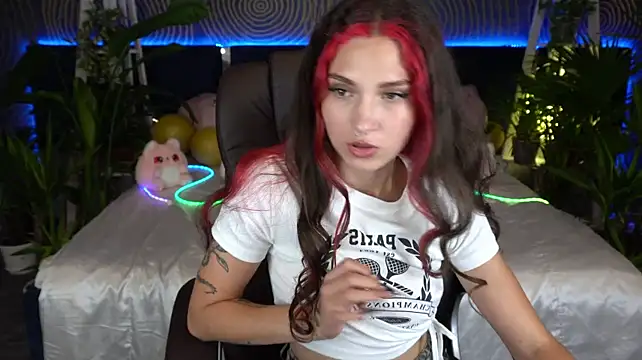 Živý XXX chat BabyFlowerr