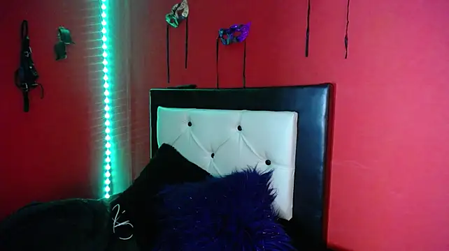Chat XXX en directo de DaisyMoon_