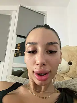 BlueEyes_BB Chat XXX live