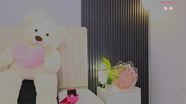 Madiee_Rhea's Webcam Show