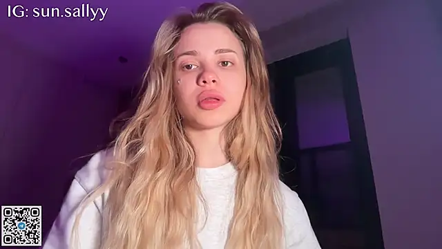 sunsally's Live XXX Chat