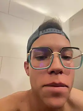 Andres_boy252: вебкам-шоу