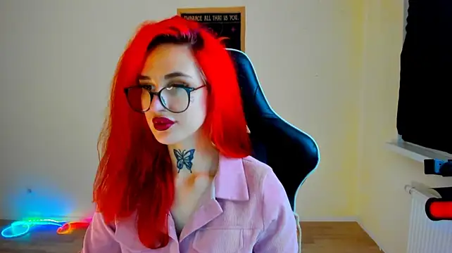 Chat +18 de your_tora ao vivo