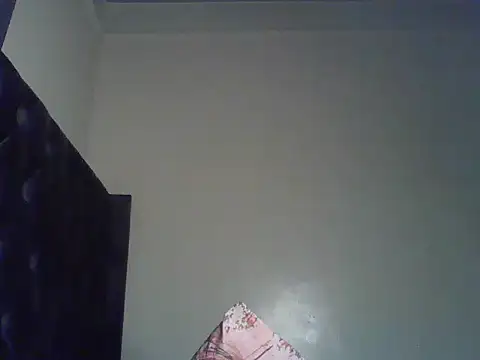 XXX chat uživo modela Smalltittsbigass
