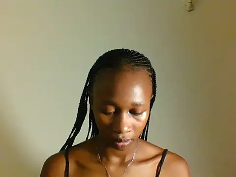 Czat XXX na żywo – Choco_petite2