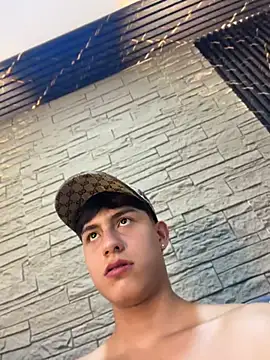 عرض كام Lander_Cruz