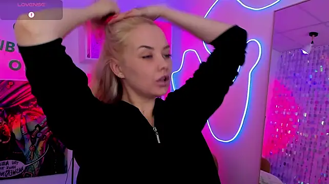 XXX chat uživo modela StephanieSweety