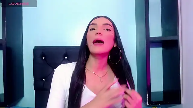 Show modela x_isabella_x na web-kameri