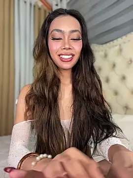 دردشة Innocent_yanixx69 الجنسية المباشرة