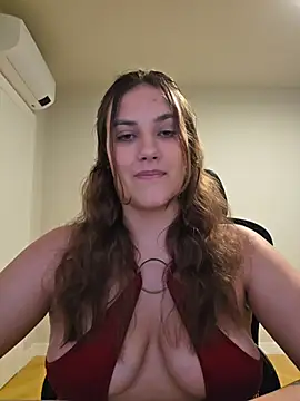 Chat XXX en directo de MiaRides19