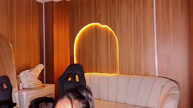 Alina_b_'s Live XXX Chat