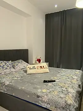 NicoleSmyth Adlı Modelin Canlı XXX Sohbeti
