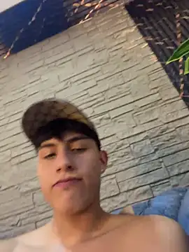 Chat +18 de Lander_Cruz ao vivo
