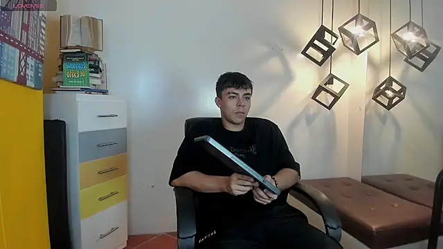 XXX chat uživo modela shelby_col