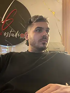 عرض كام LatinBearX