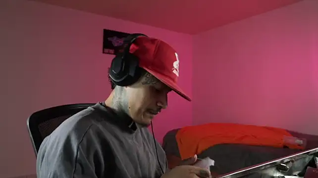 Chat +18 de trieone ao vivo