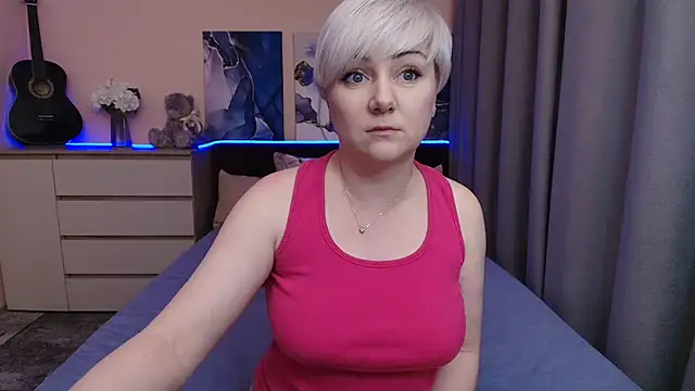 دردشة BlondPearl الجنسية المباشرة