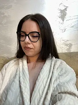 KaylaLewyss Chat XXX live
