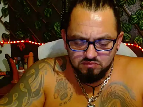 mr_wolf46 XXX чат на живо