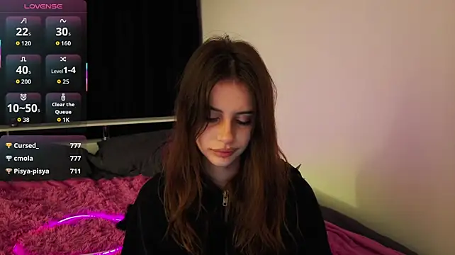 evvaavve Chat XXX live