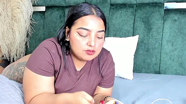 Chloe_jackson25 Live XXX-Chat