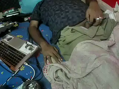 Oronnay8 Webcam show