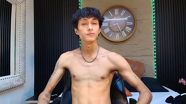 Lean_Portman Шоу с уебкамера