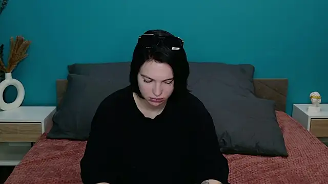 Nora_Finch Chat XXX live