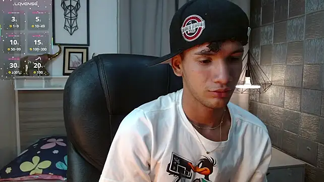 Chatroom XXX en direct de JDWhite18