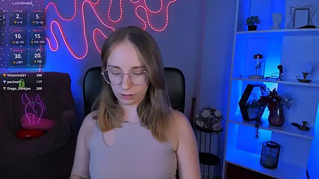 Онлайн чат XXX evalora_vei