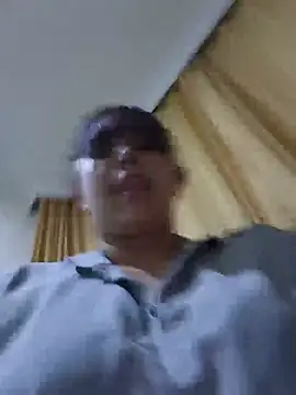 AliceScoot_'s Live XXX Chat