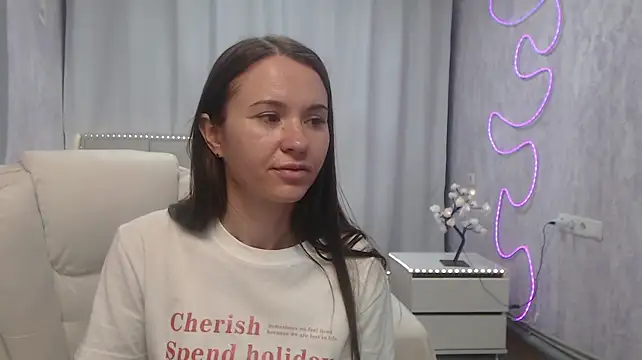 KaraCriegs Chat XXX live