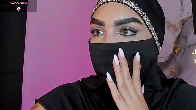 Maissa_Alabi – Live XXX-chat
