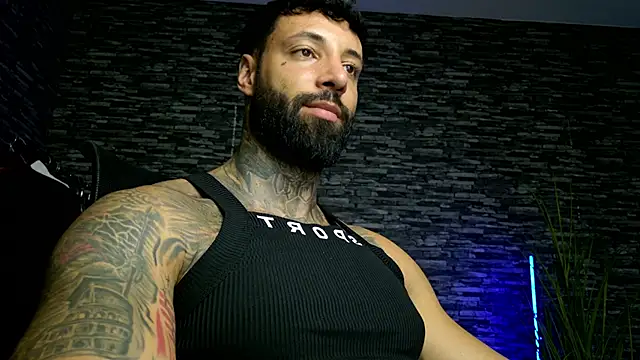 MasculineGuy99 Adlı Modelin Web Kamerası Şovu