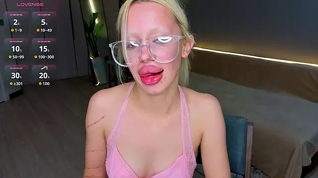 دردشة Luna_Beverly الجنسية المباشرة