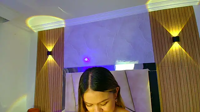 Natalyefoster's Live XXX Chat