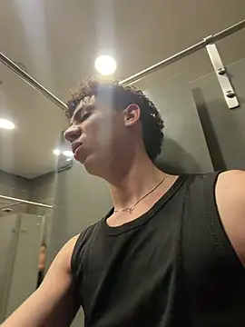 Chat XXX Live yoursexyjose