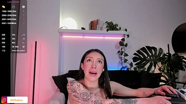 ariana_fitl_のライブXXXチャット