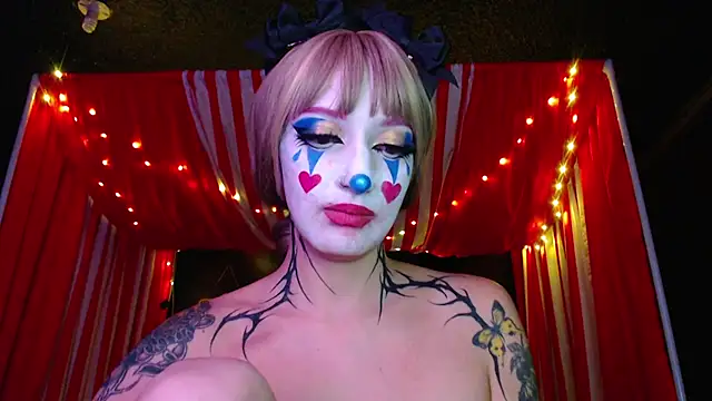 Eloise-brown's Live XXX Chat