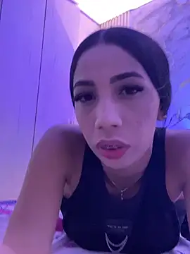 Pokazy przed kamerką – Naho_19